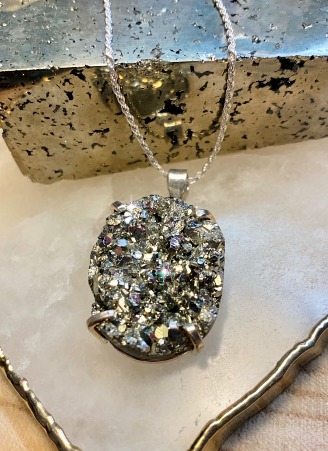Pendentif Azalée En Argent 925 en Pierre Pyrite Brute