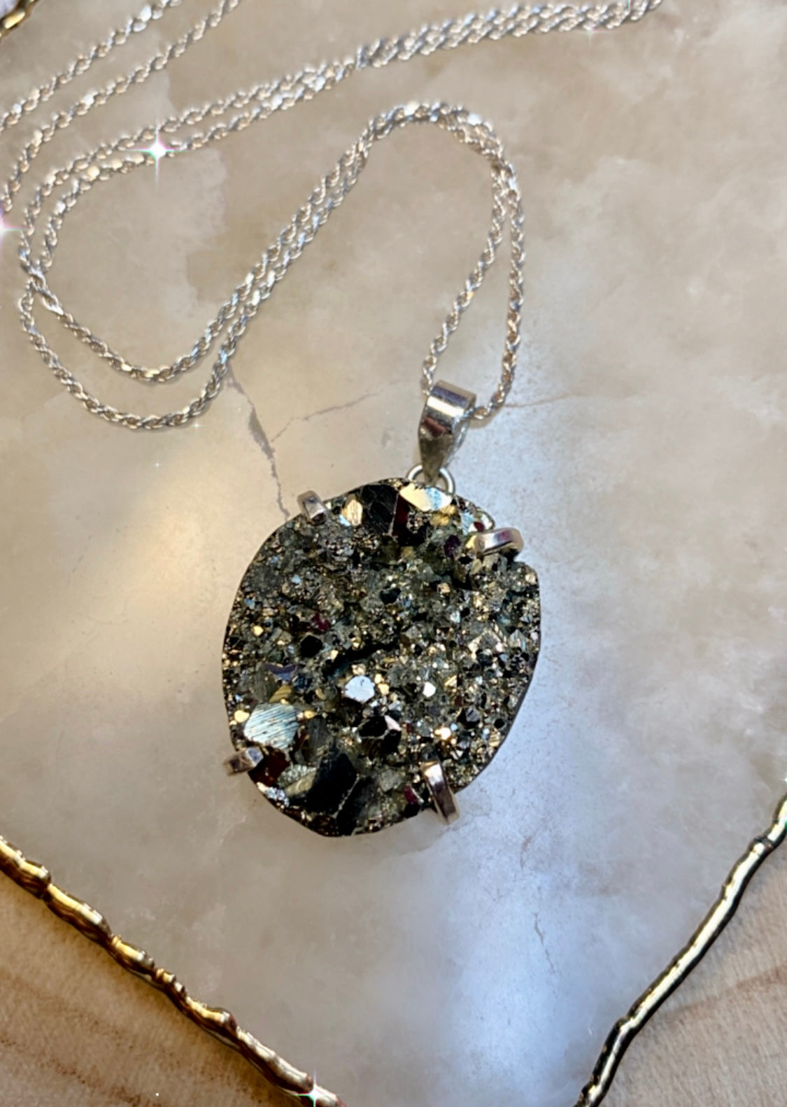 Pendentif Azalée En Argent 925 en Pierre Pyrite Brute