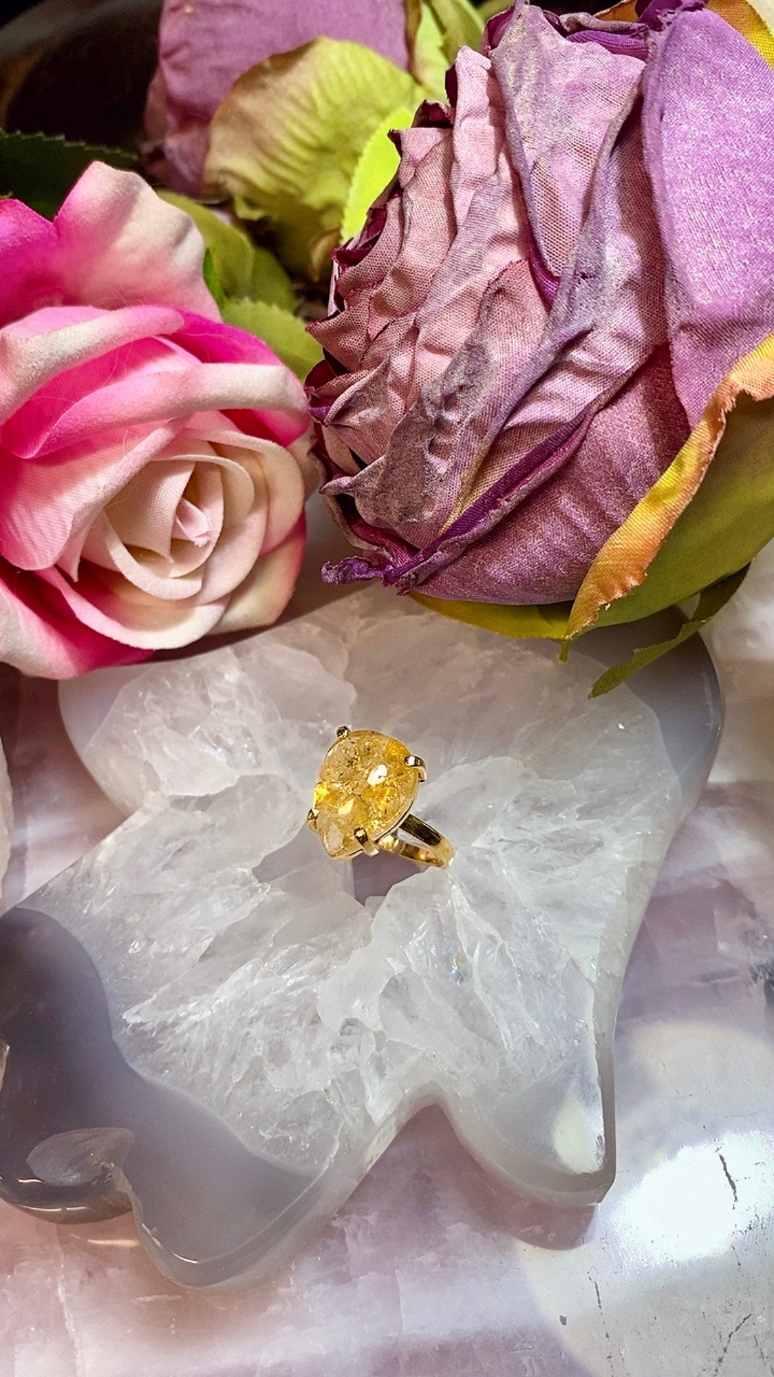 Bague Jonquille Pierre Cabochon Teardrop en Citrine