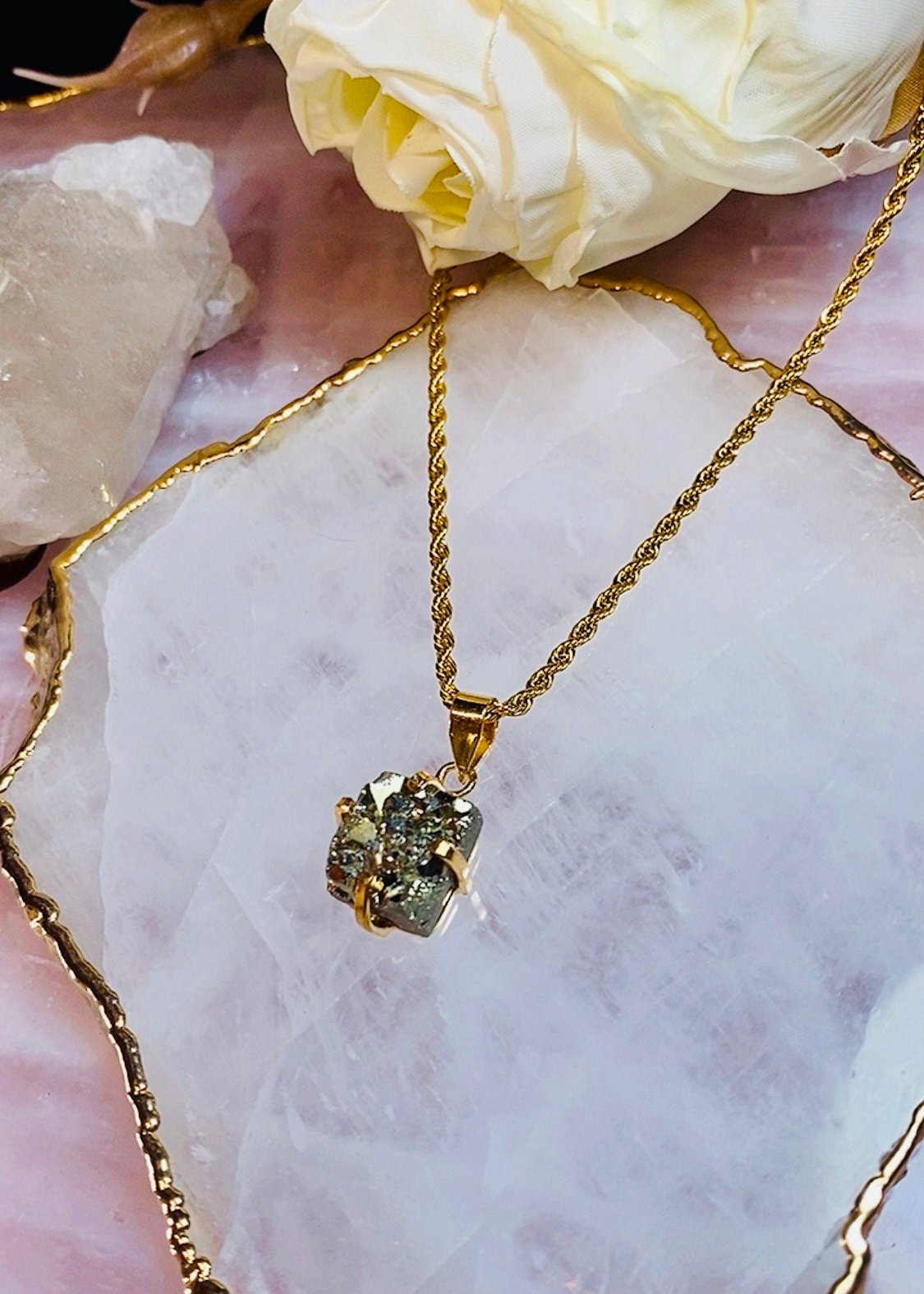Mini Pendentif Pyrite Naturelle| Abondance et Réussite